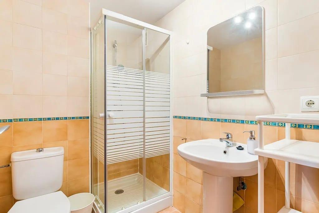 🏠 Furnished Apartment with Ocean and Pool Views – Available for Short and Long Stays