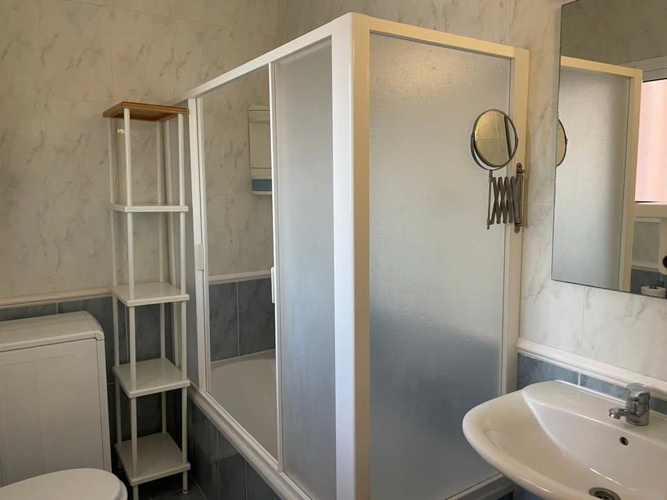 Apartment for Long-Term Rent - 2 Bedrooms in Callao Salvaje