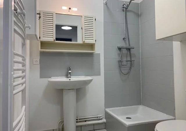 ELANCOURT (78) - FOR RENT FURNISHED STUDIO 24M²