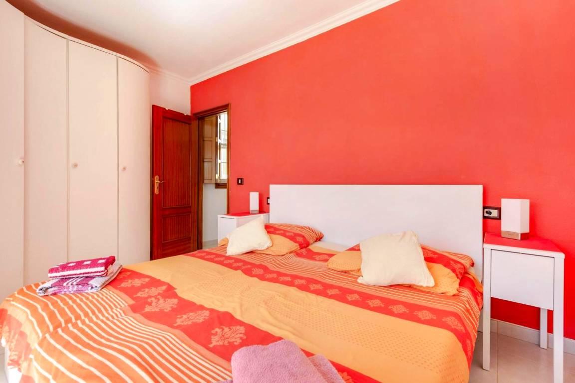 Friendly, family holiday home with barbecue