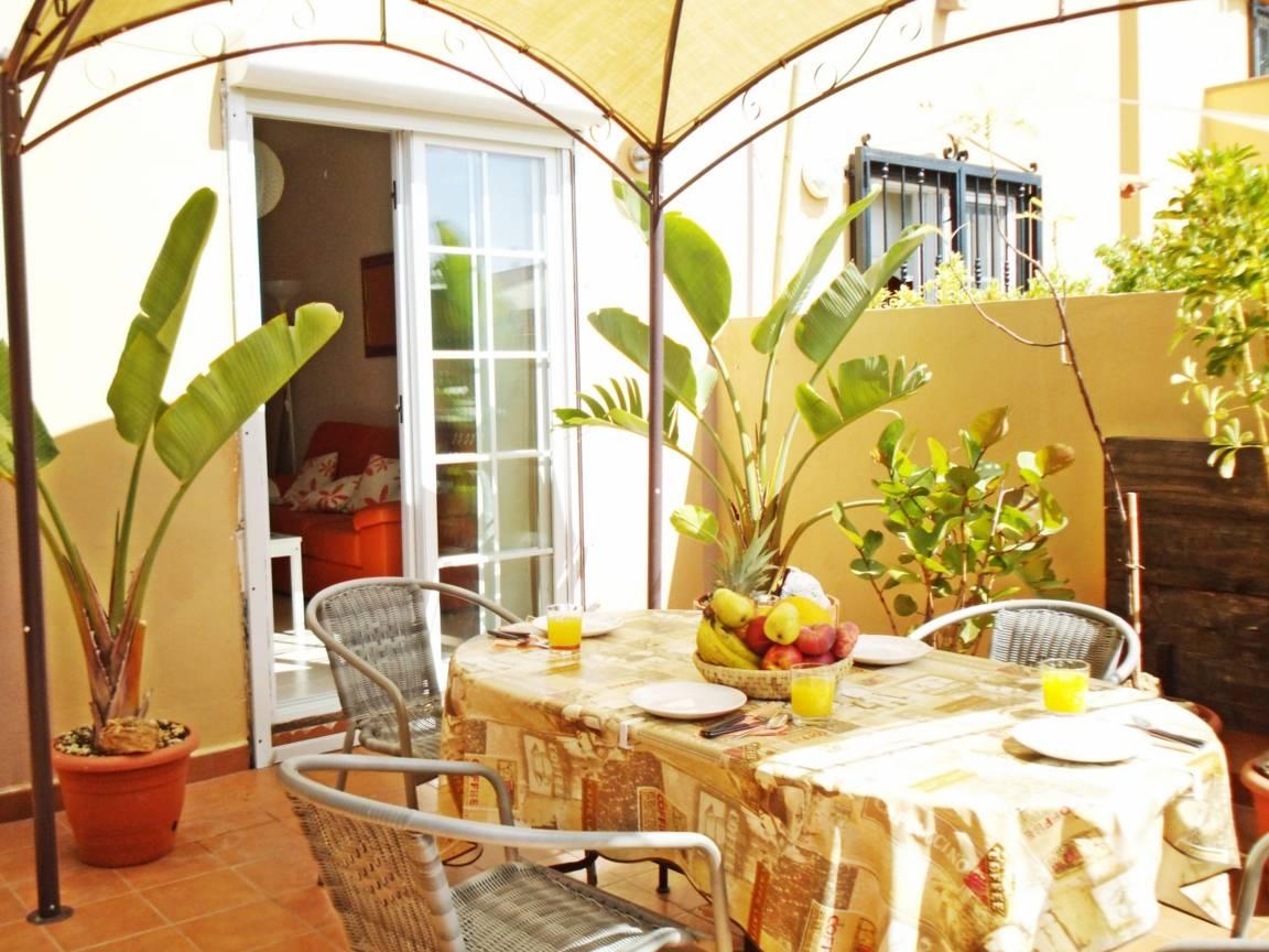 Friendly, family holiday home with barbecue